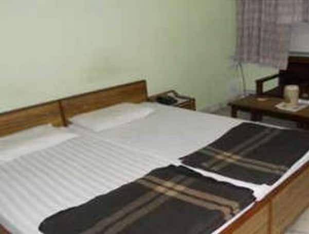 Hotel Raj Palace, Aligarh 4